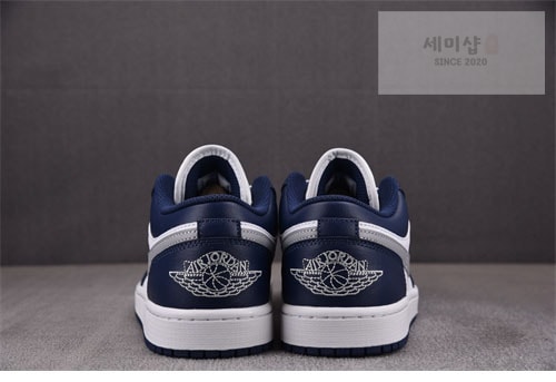 Nike 나이키 에어조던1 로우 울프 그레이 미드나잇 네이비 신발 7번 이미지