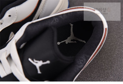 Nike 나이키 에어조던1 로우 Q54 검흰 SIZE 36-46 신발 11번 이미지