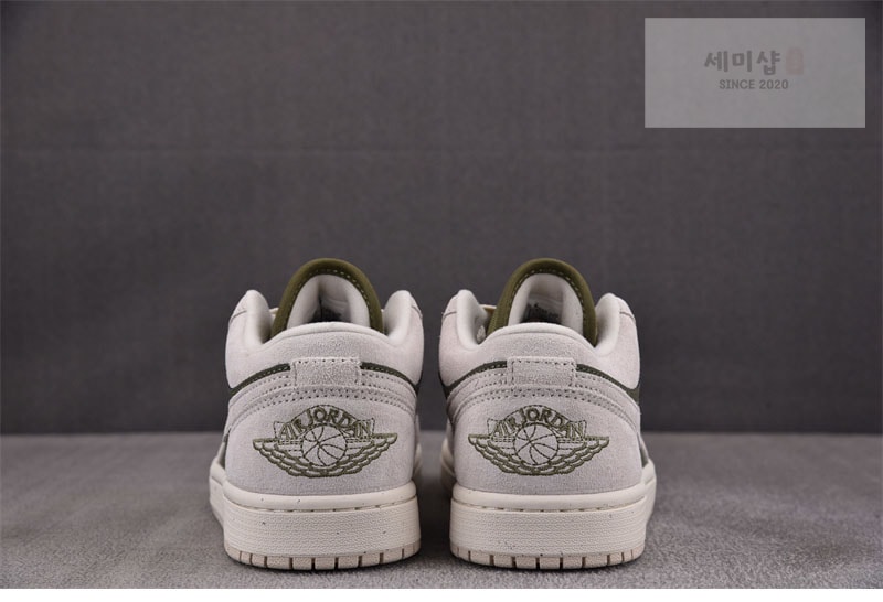 Nike 나이키 에어조던1 로우 SE 미디엄 올리브 HV4089-201 신발 11번 이미지