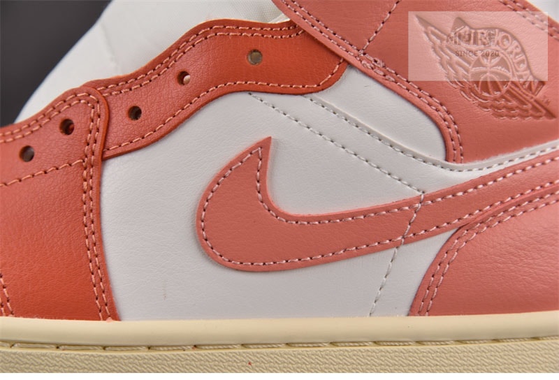 Nike 나이키 에어조던1 미드 메더 루트 BQ6472-180 신발 2번 이미지