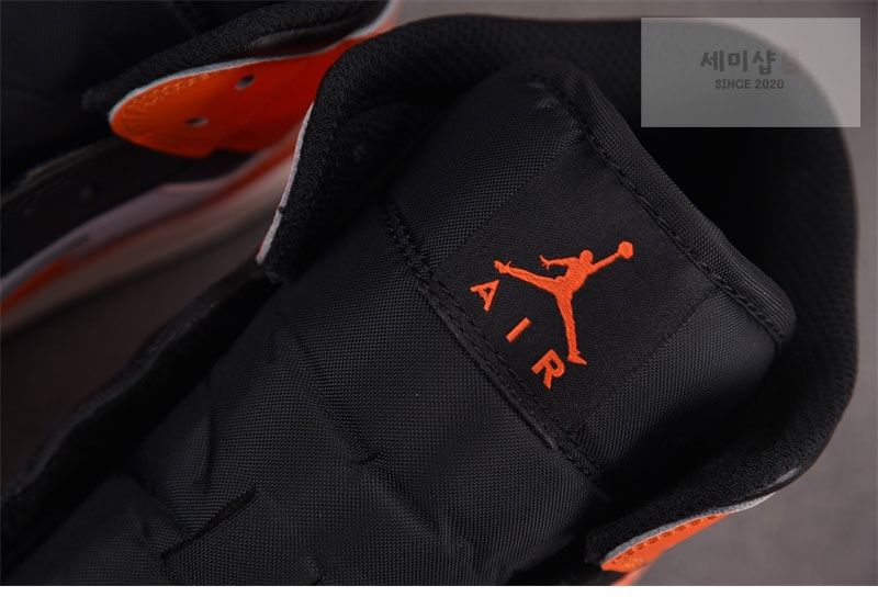 Nike 나이키 에어조던1 미드 스타피쉬 DQ8426-801 신발 14번 이미지