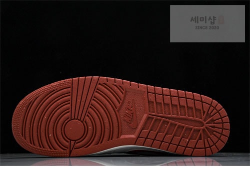 Nike 나이키 에어조던1 미드 SE 메탈릭 레드 FJ3458-160 신발 26번 이미지