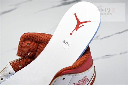 Nike 나이키 에어조던1 미드 SE 메탈릭 레드 FJ3458-160 신발 10번 이미지