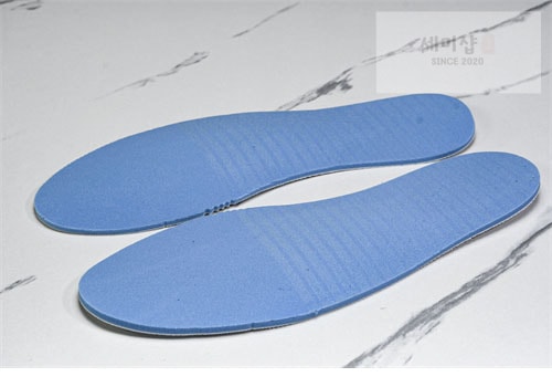 Nike 나이키 에어조던1 미드 SE 메탈릭 레드 FJ3458-160 신발 13번 이미지