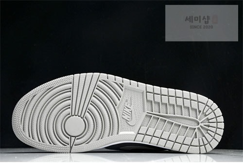 Nike 나이키 에어조던1 OG 하이 “Satin Shadow” 사틴 쉐도우 신발 5번 이미지