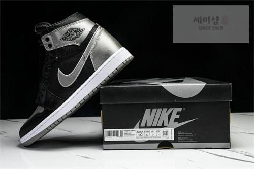 Nike 나이키 에어조던1 OG 하이 “Satin Shadow” 사틴 쉐도우 신발 23번 이미지