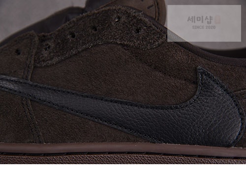 Nike 나이키 에어조던1 x 트래비스 스캇 로우 OG 벨벳 브라운 DM7866-202 신발 9번 이미지