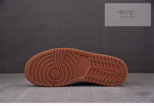Nike 나이키 에어조던1 x 트레비스 스캇 로우 og 카나리 신발 5번 이미지