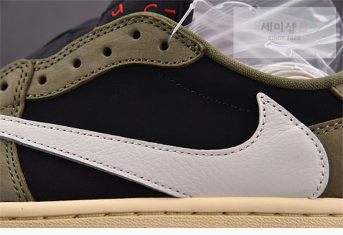 Nike 나이키 에어조던1 x 트레비스 스캇 로우 og 신발 11번 이미지