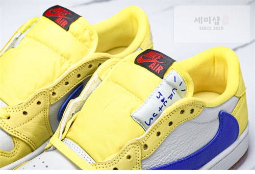Nike 나이키 에어조던1 x 트레비스 스캇 OG WMNS “카나리” 신발 18번 이미지