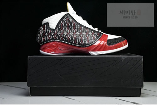 Nike 나이키 에어조던23 OG “Chicago” 시카고 신발 23번 이미지