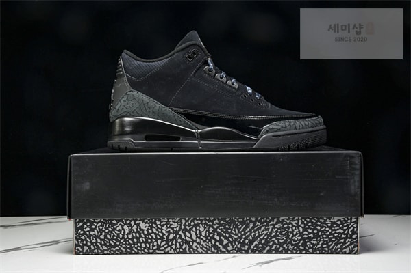 Nike 나이키 에어조던3 레트로 “블랙 캣” 신발 24번 이미지