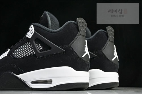 Nike 나이키 에어조던4 레트로 “화이트 썬더” 신발 8번 이미지