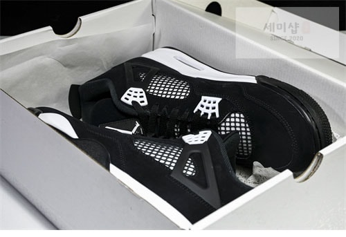 Nike 나이키 에어조던4 레트로 “화이트 썬더” 신발 20번 이미지