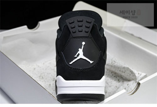 Nike 나이키 에어조던4 레트로 “화이트 썬더” 신발 23번 이미지