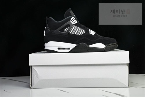 Nike 나이키 에어조던4 레트로 “화이트 썬더” 신발 24번 이미지