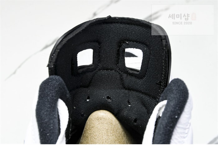 나이키 나이키 에어조던6 레트로 “화이트/블랙” 신발 17번 이미지