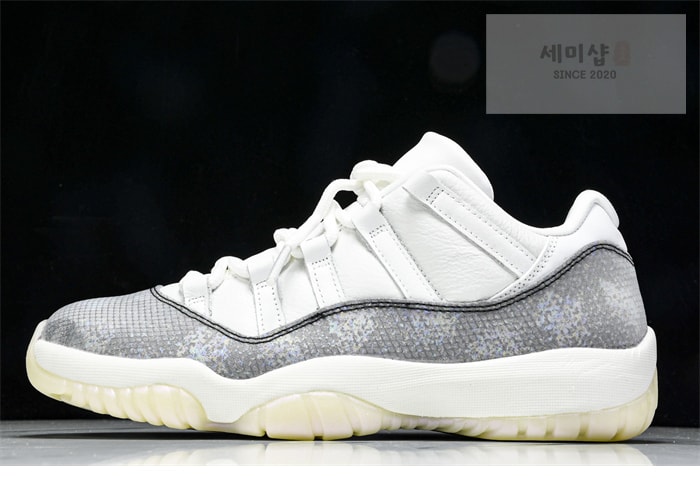 Nike 나이키 에어조던 11 로우 “Year of the Snake” 신발 6번 이미지