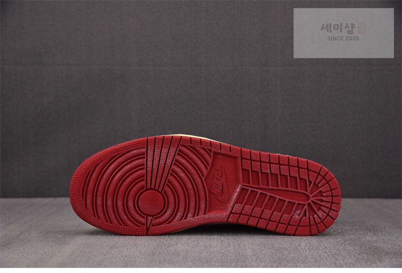 Nike 나이키 에어조던 1 로우 OG 나이젤 실베스터 베터 위드 타임 IB8958-001 신발 4번 이미지