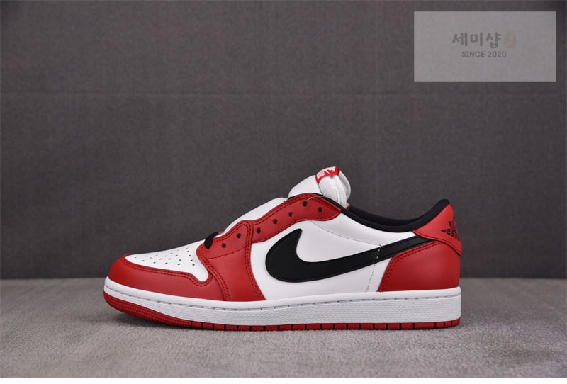 Nike 나이키 에어조던 1 로우 OG 시카고 HQ6998-600 신발 7번 이미지