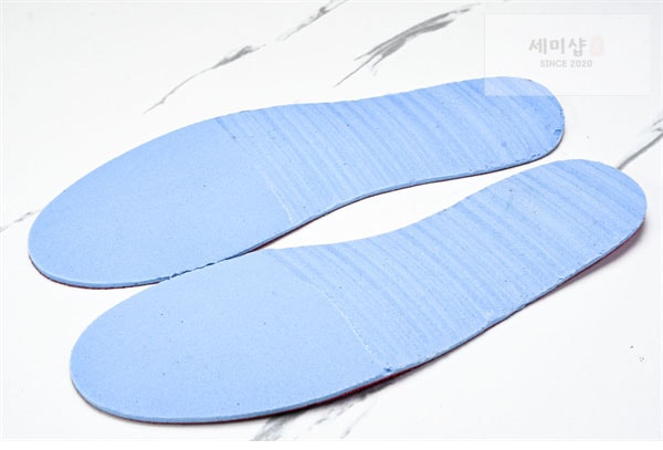 Nike 나이키 에어조던 1 로우 SE “메탈릭 블랙 화이트” 신발 22번 이미지