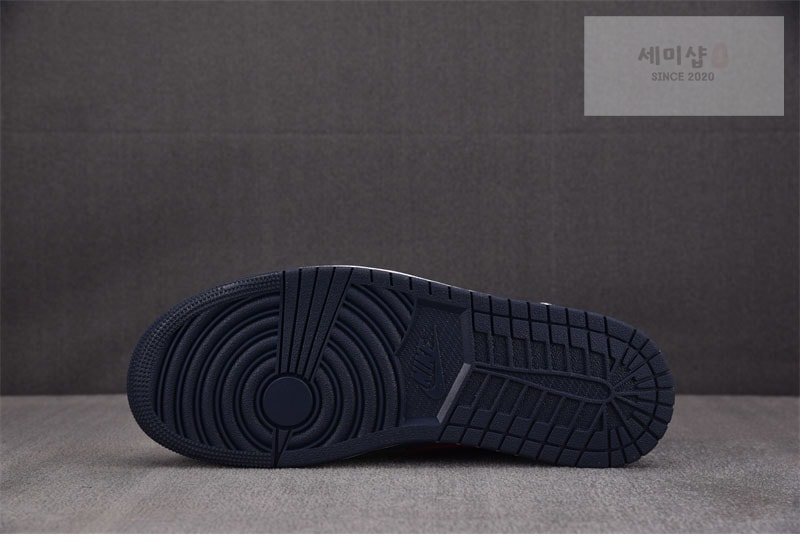 나이키 나이키 에어조던 1 로우 SE USA 미드나잇 네이비 짐 레드 화이트 CZ8454-400 신발 9번 이미지