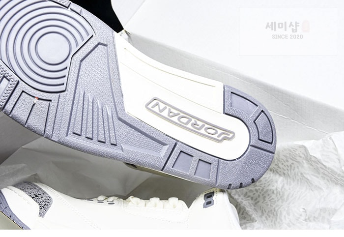 Nike 나이키 에어조던 3 세일 메탈릭 실버 CK9246-100 신발 3번 이미지