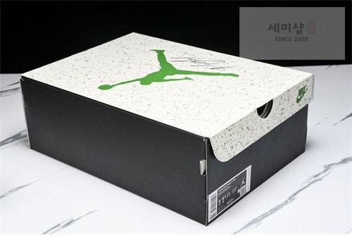 Nike 나이키 에어조던 4 RM 라이트 레전드 브라운 FQ7940-200 신발 29번 이미지