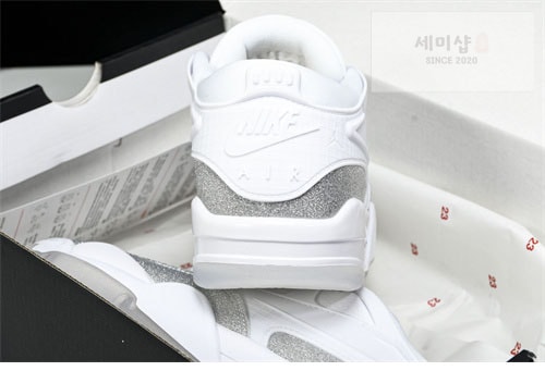 Nike 나이키 에어조던 4 RM 화이트 메탈릭 실버 신발 7번 이미지