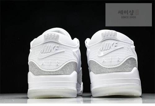 Nike 나이키 에어조던 4 RM 화이트 메탈릭 실버 신발 10번 이미지
