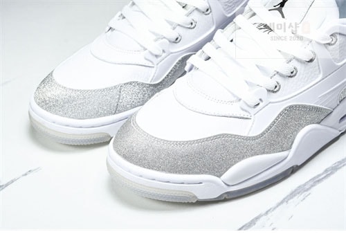 Nike 나이키 에어조던 4 RM 화이트 메탈릭 실버 신발 22번 이미지