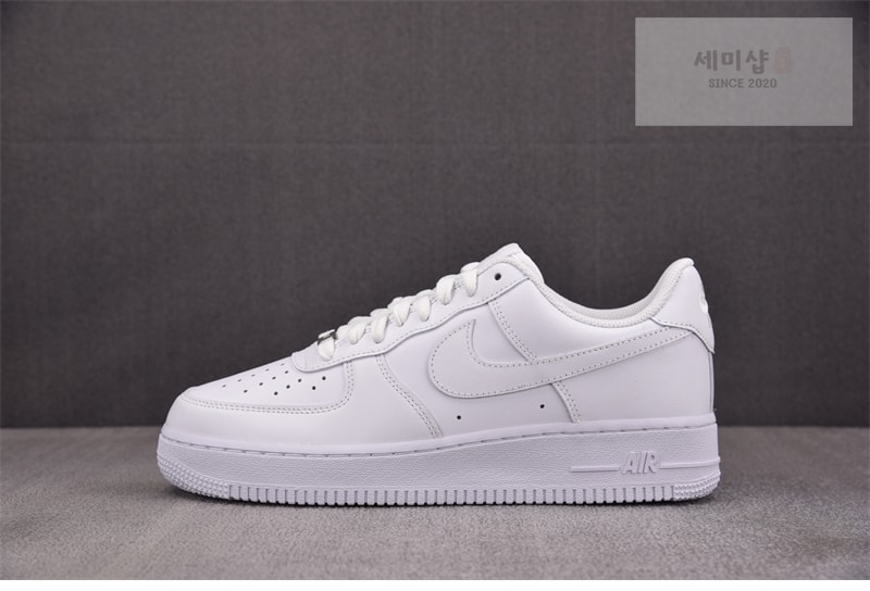 Nike 나이키 에어포스1 ’07 로우 올백 CW2288-111 신발 13번 이미지