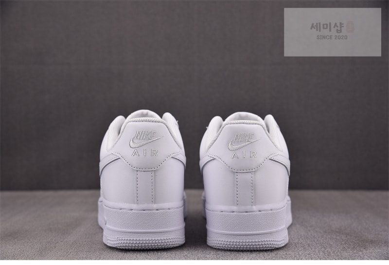 Nike 나이키 에어포스1 ’07 로우 올백 CW2288-111 신발 4번 이미지