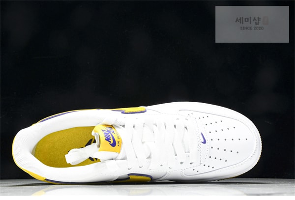 Nike 나이키 에어포스 1 x 코비 브라이언트 로우 레트로 QS 신발 7번 이미지