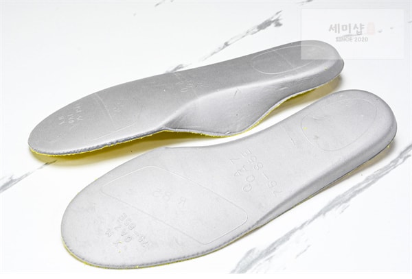 Nike 나이키 에어포스 1 x 코비 브라이언트 로우 레트로 QS 신발 20번 이미지