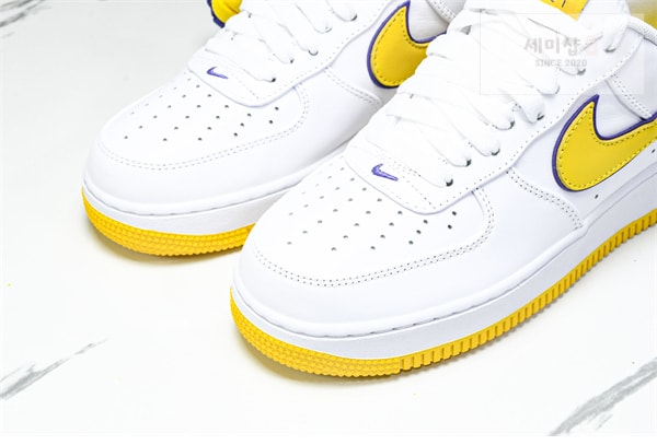 Nike 나이키 에어포스 1 x 코비 브라이언트 로우 레트로 QS 신발 22번 이미지