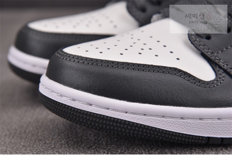 Nike 나이키 에어 조던 1 로우 아이언 그레이/서밋 화이트 553558-044 신발 14번 이미지
