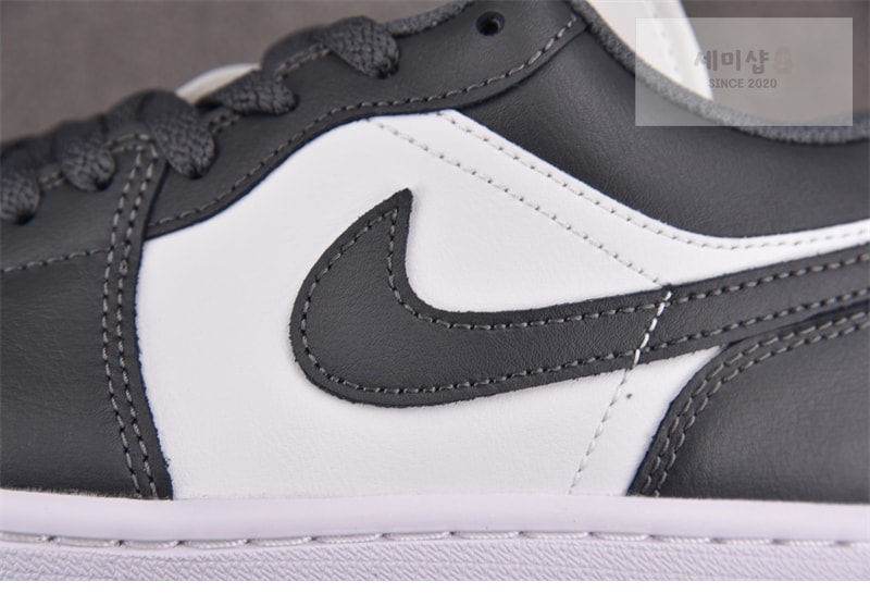 Nike 나이키 에어 조던 1 로우 아이언 그레이/서밋 화이트 553558-044 신발 10번 이미지