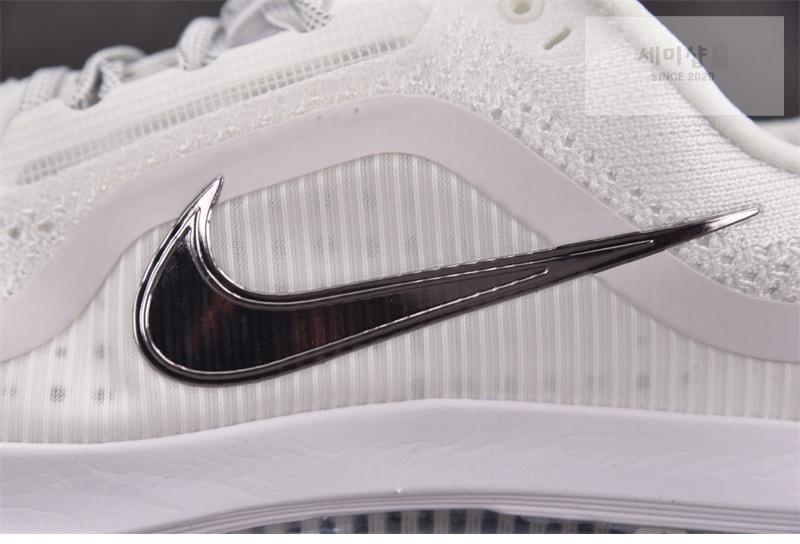 Nike 나이키 에어 줌 페가수스 프리미엄 화이트 메탈릭 실버 HQ2592-102 신발 11번 이미지
