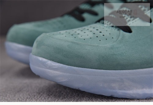 Nike 나이키 줌 코비 4 프로트로 걸 데드 FQ3545-300 신발 1번 이미지