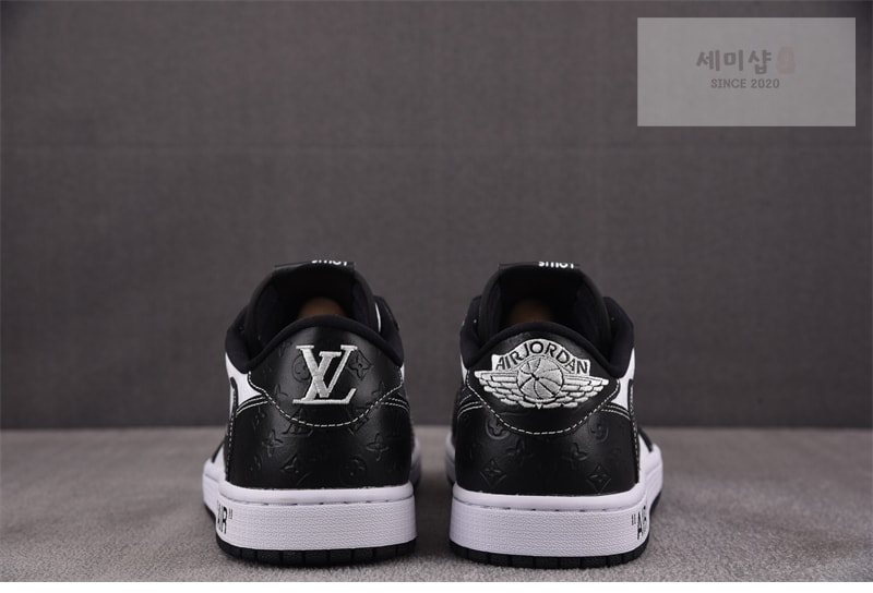 Nike 나이키 커스텀 에어조던 1 로우 x 루이비통 x 트래비스 스캇 DL2211-001 신발 13번 이미지