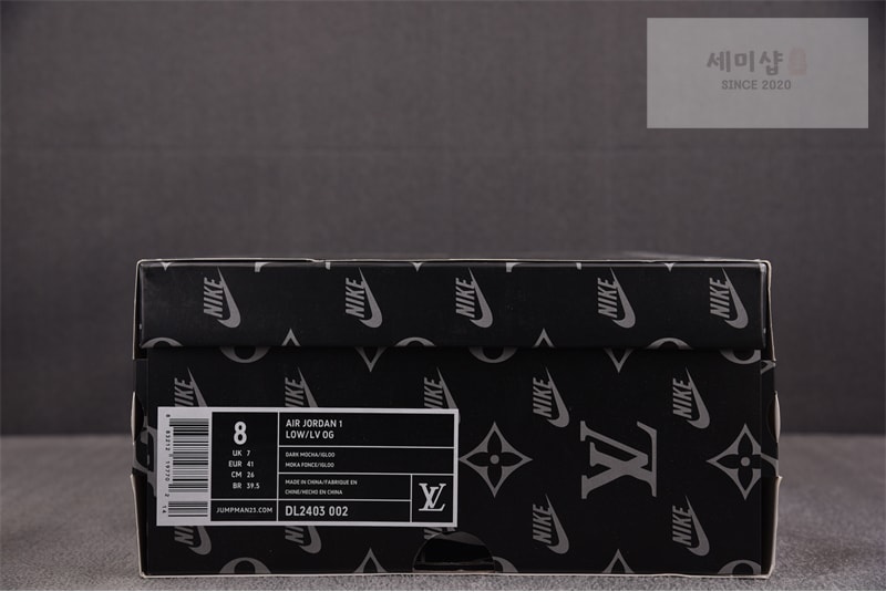 Nike 나이키 커스텀 에어조던 1 로우 x 루이비통 x 트래비스 스캇 DL2403-002 신발 14번 이미지