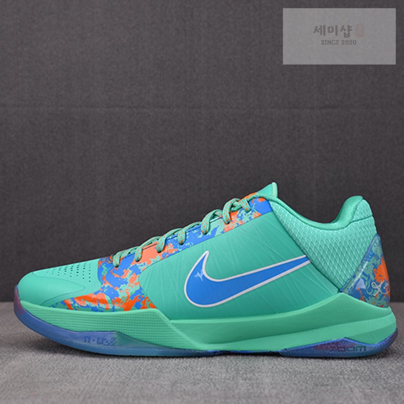 Nike 나이키 코비 5 프로트로 제일런 브런슨 NY vs. NY PE 신발 2번 이미지