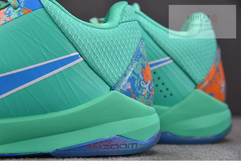 Nike 나이키 코비 5 프로트로 제일런 브런슨 NY vs. NY PE 신발 14번 이미지