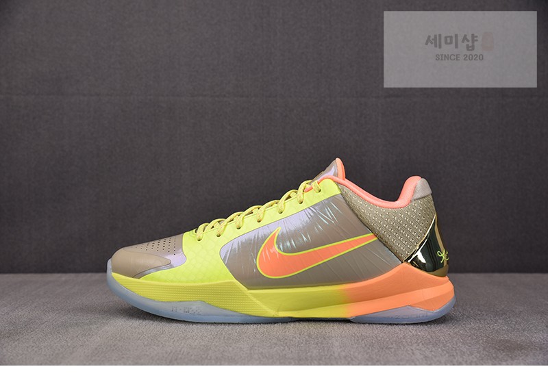 Nike 나이키 코비 5 프로트로 EYBL IQ9316-200 신발 2번 이미지