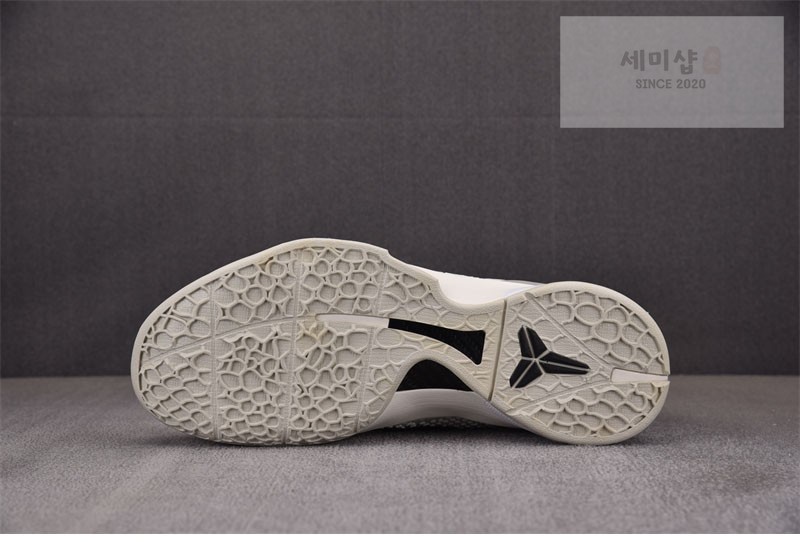 Nike 나이키 코비 6 프로트로 세일 FQ3546-100 신발 5번 이미지