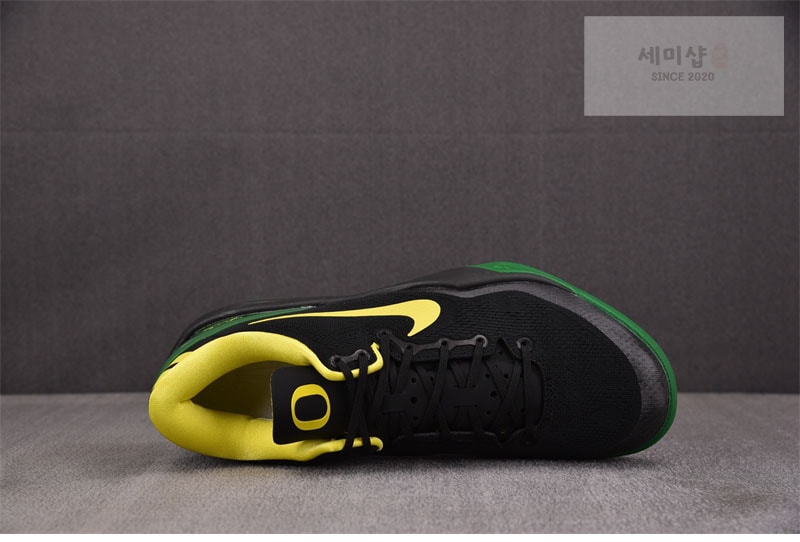 Nike 나이키 코비 8 오리건 덕스 PE 팩 신발 6번 이미지