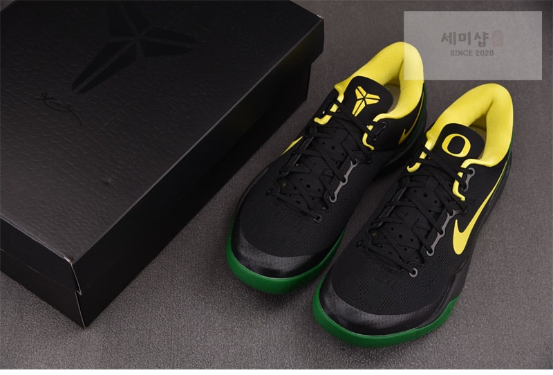Nike 나이키 코비 8 오리건 덕스 PE 팩 신발 12번 이미지