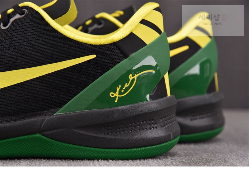 Nike 나이키 코비 8 오리건 덕스 PE 팩 신발 14번 이미지