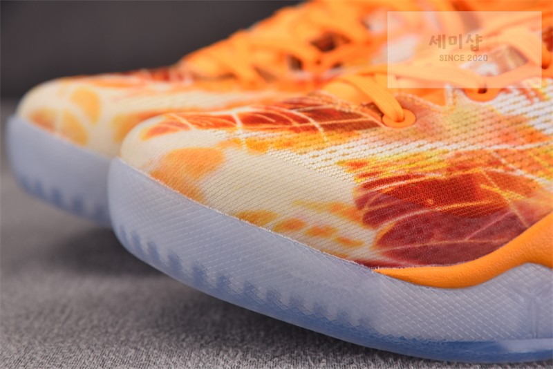 Nike 나이키 코비 8 프로트로 상하이 파이어웍스 IO6259-800 신발 9번 이미지